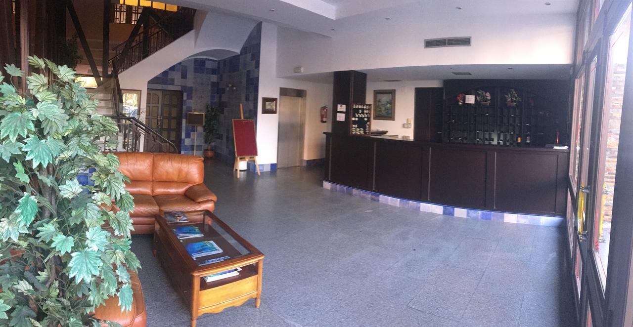 Hotel Perales Talavera de la Reina Εξωτερικό φωτογραφία