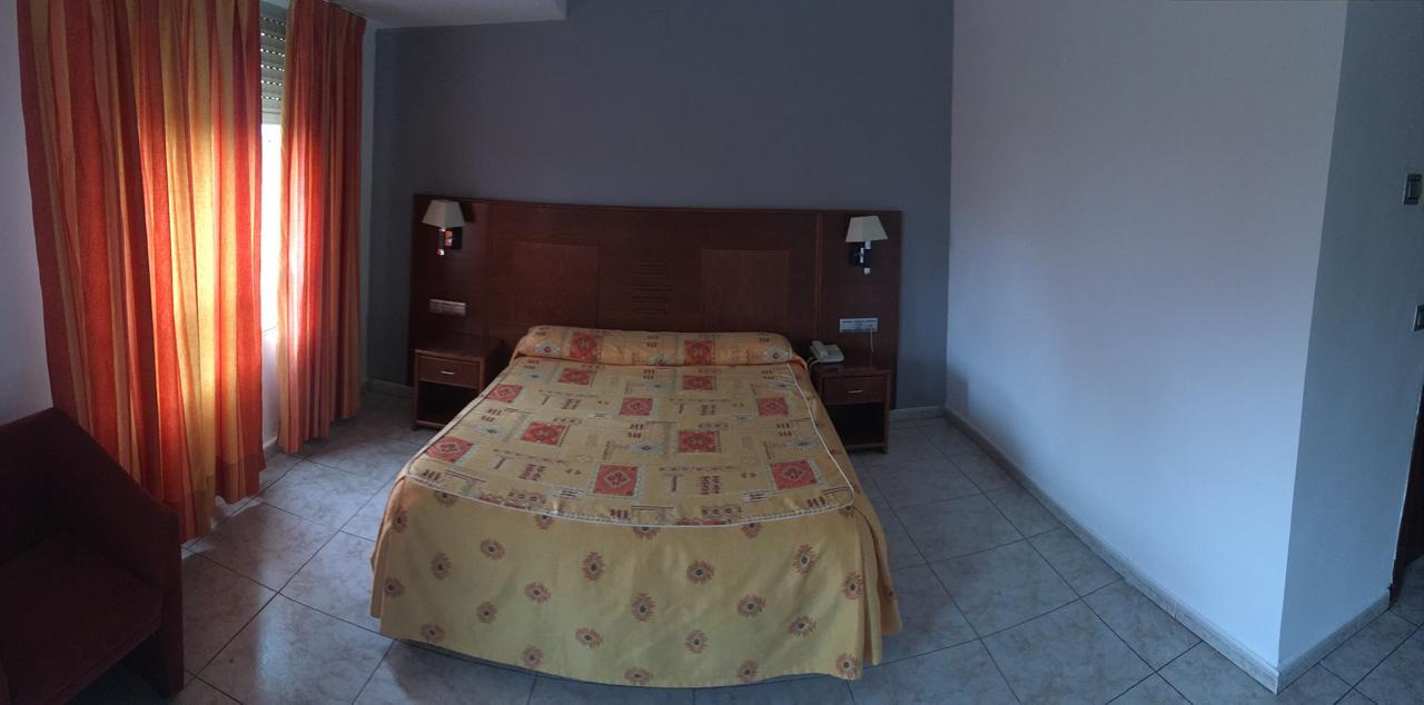 Hotel Perales Talavera de la Reina Εξωτερικό φωτογραφία
